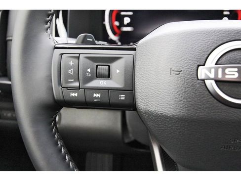 New 2026 Nissan Pathfinder SL w/ SL Premium Package image 13