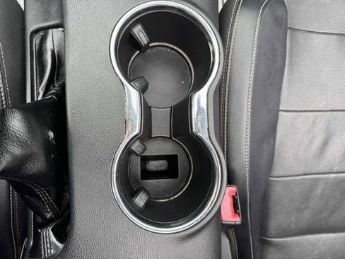 Used 2016 Ford Mustang GT Premium image 28