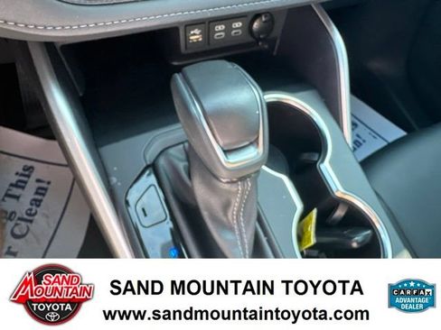 Used 2025 Toyota Highlander XSE AWD/4WD image 21