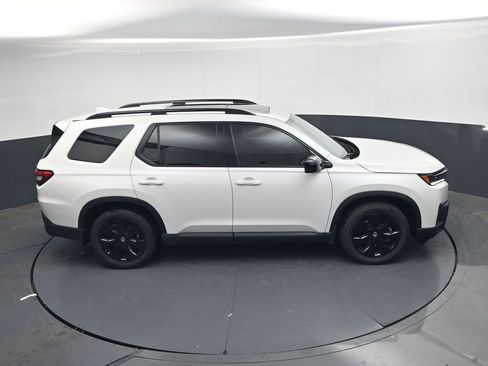 New 2026 Honda Pilot Black Edition image 25