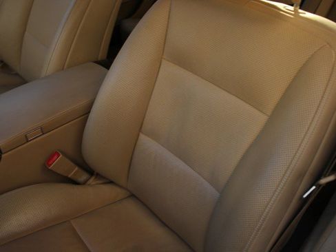 Used 2013 Mercedes-Benz S 550 4MATIC image 24