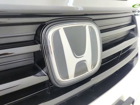 Used 2023 Honda Odyssey Sport image 16
