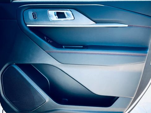 New 2025 Ford Explorer ST-Line w/ Premium Package image 15