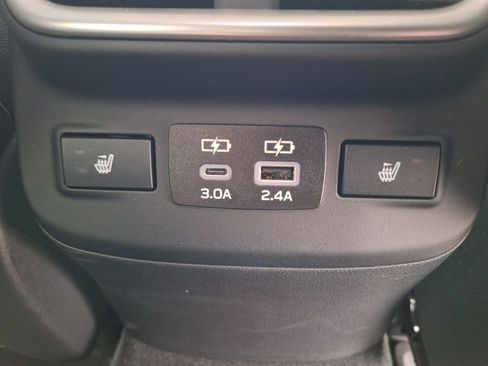 Certified 2025 Subaru Outback Limited w/ Popular Package #2 image 19