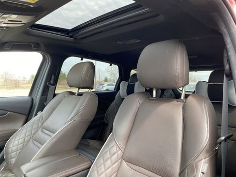 Used 2023 MAZDA CX-9 Signature image 10