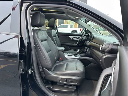 Used 2023 Chevrolet Blazer LT image 28