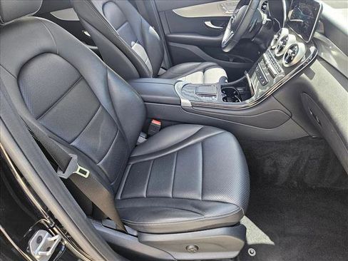 Used 2022 Mercedes-Benz GLC 300 GLC 300 image 19