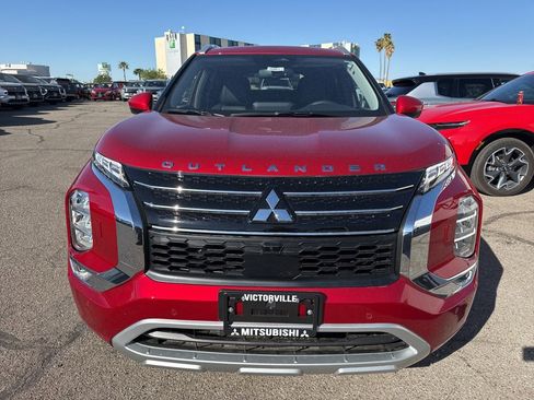 New 2025 Mitsubishi Outlander SEL image 2