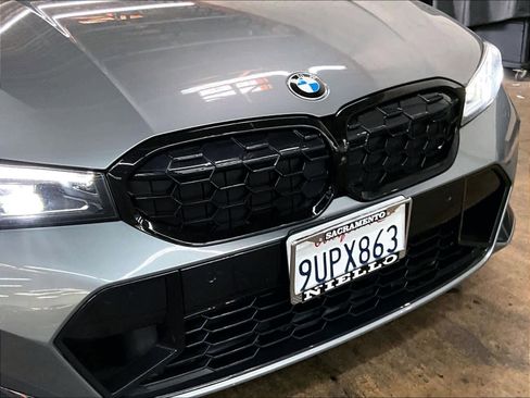 Used 2025 BMW M340i Sedan image 31