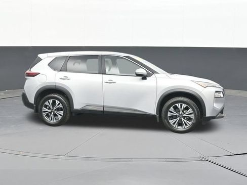 Used 2023 Nissan Rogue SV FWD image 18