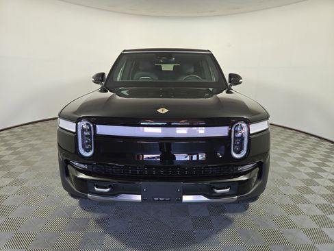 Used 2024 Rivian R1S Adventure AWD/4WD image 8
