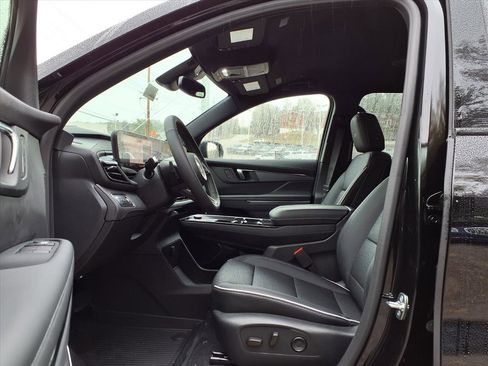 New 2026 Buick Enclave Sport Touring w/ LPO, Floor Liner Package image 16