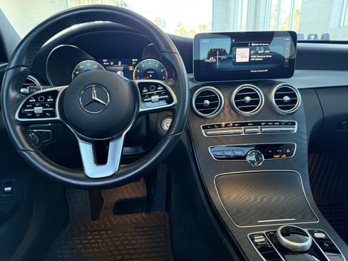 Used 2021 Mercedes-Benz C 300 Sedan image 21