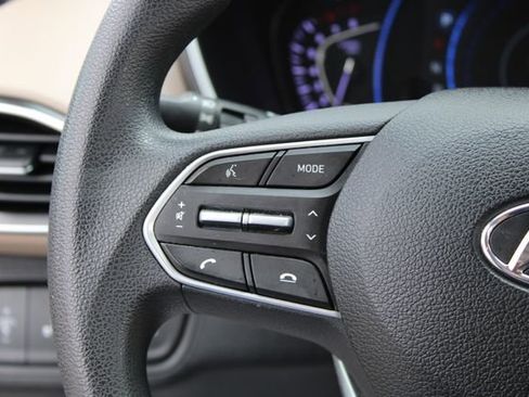 Used 2019 Hyundai Santa Fe SEL FWD image 19