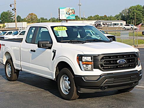 Used 2023 Ford F150 XL AWD/4WD image 3