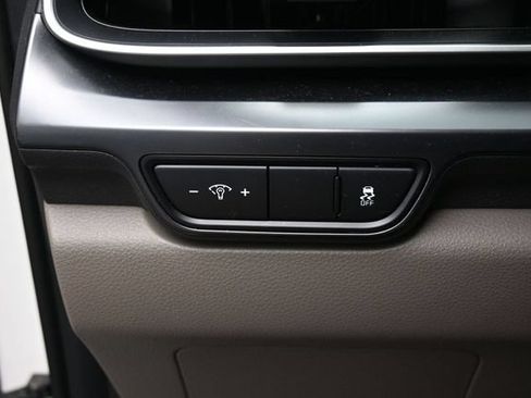 Used 2026 Kia Carnival FWD image 16