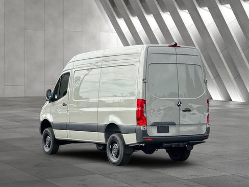 Used 2026 Mercedes-Benz Sprinter 2500 image 6