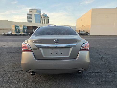 Used 2015 Nissan Altima 2.5 S w/ Power Driver Seat Package image 6