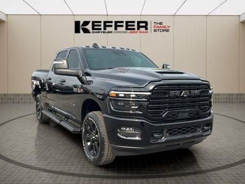 New 2026 RAM 2500 Laramie w/ Night Edition AWD/4WD image 8