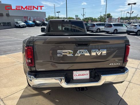 New 2026 RAM 3500 Tradesman AWD/4WD image 7