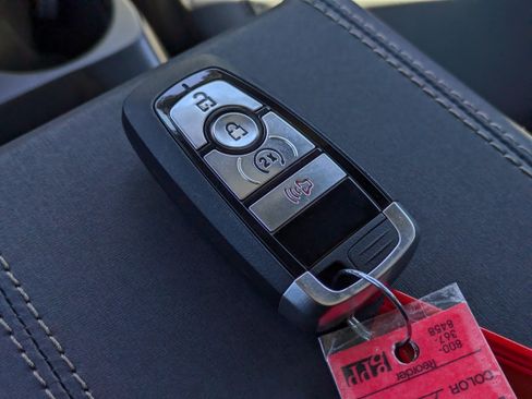 New 2025 Ford Bronco Badlands image 62