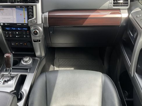 Used 2023 Toyota 4Runner Limited AWD/4WD image 25