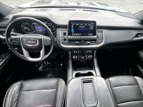 Used 2021 GMC Yukon XL SLT image 7