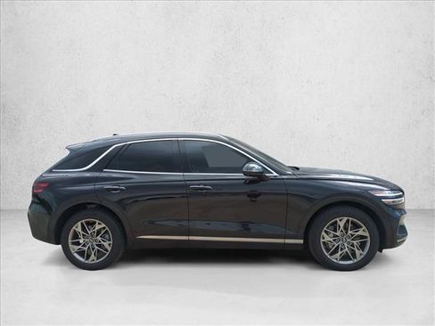 Used 2025 Genesis GV70 2.5T w/ Advanced Package AWD/4WD image 4