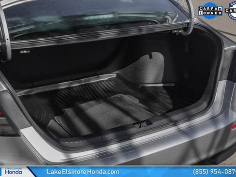 Certified 2025 Honda Accord SE image 29