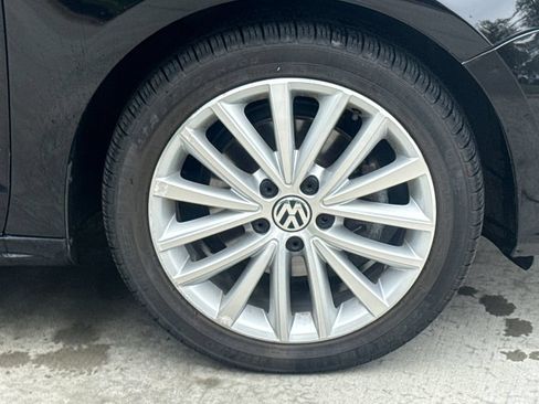 Used 2016 Volkswagen Jetta SEL FWD image 11