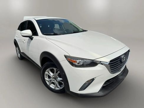 Used 2017 MAZDA CX-3 Sport FWD image 2
