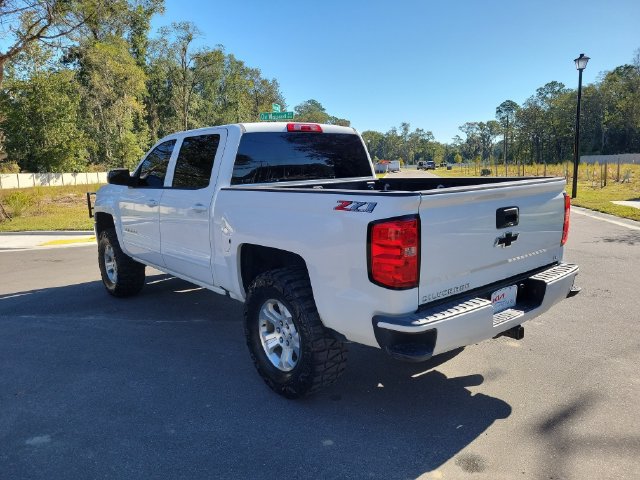 Used 2018 Chevrolet Silverado 1500 LT w/ All Star Edition AWD/4WD image 3