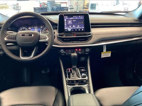 New 2026 Jeep Compass Latitude AWD/4WD image 4