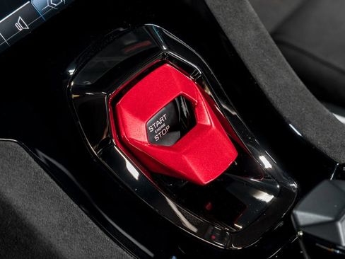 Used 2023 Lamborghini Huracan Tecnica image 30