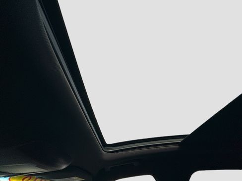 Used 2018 Lincoln MKX Reserve w/ Driver Assistance Package image 23