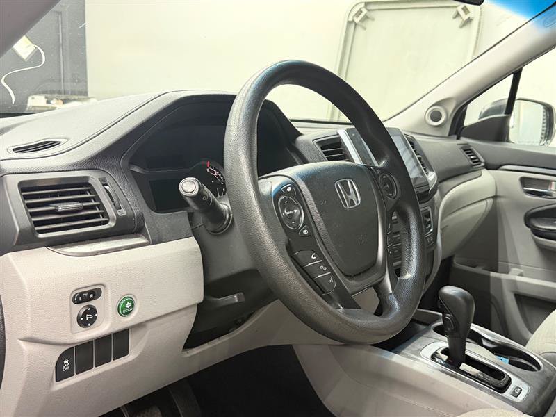 Used 2016 Honda Pilot EX image 7