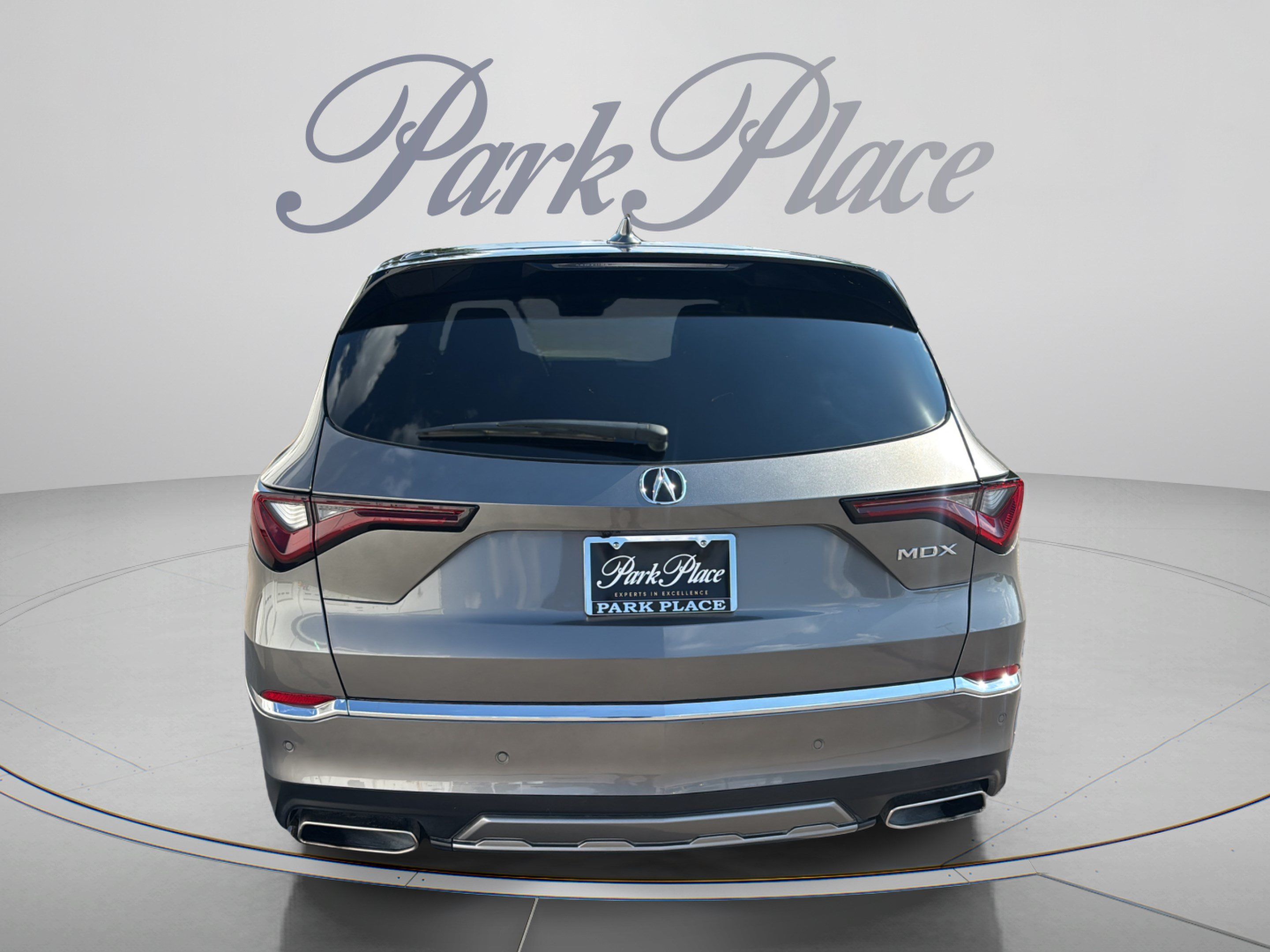 Used 2025 Acura MDX w/ Technology Package FWD image 4