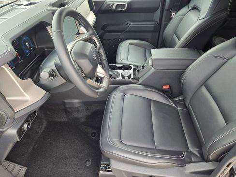 New 2026 Ford Bronco Outer Banks AWD/4WD image 14
