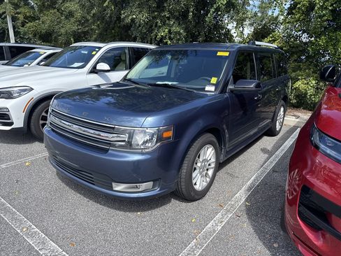 Used 2019 Ford Flex SEL FWD image 1