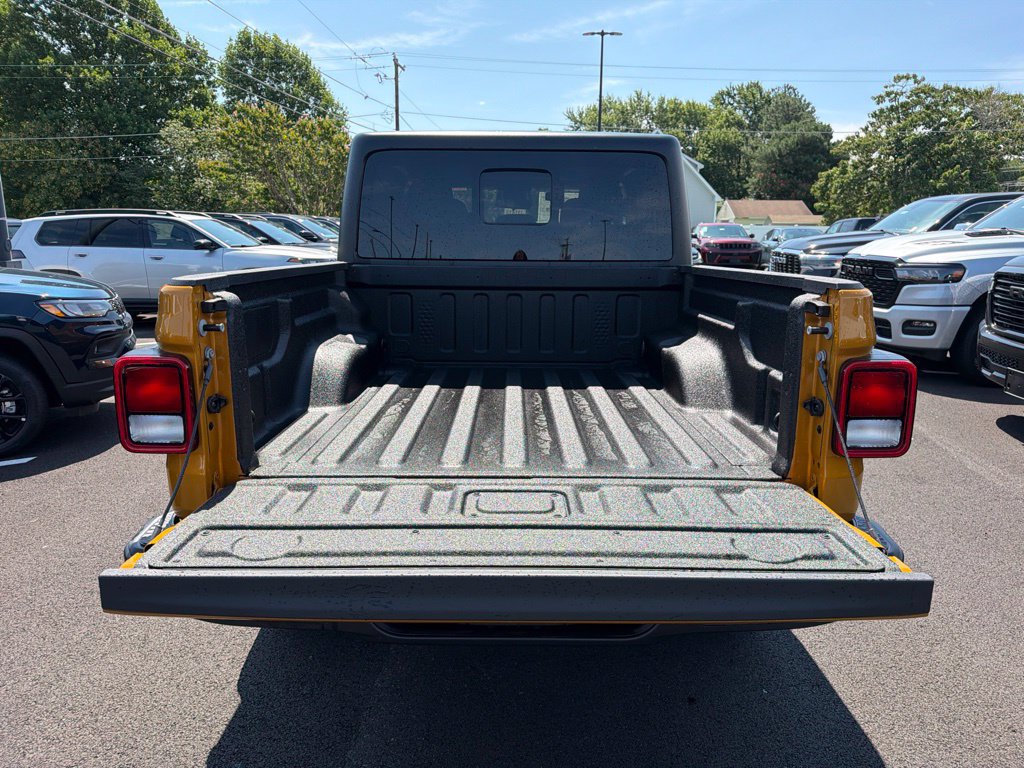New 2026 Jeep Gladiator Sport AWD/4WD image 21