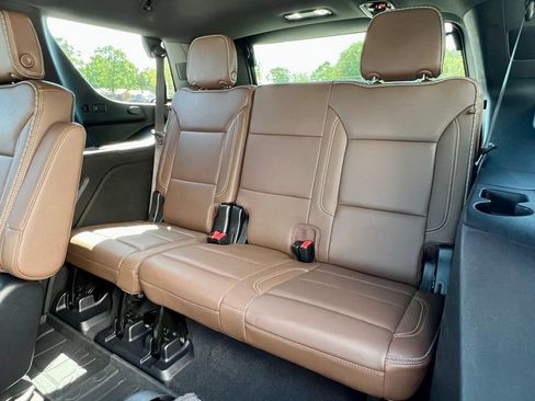 Used 2022 Chevrolet Tahoe High Country image 23