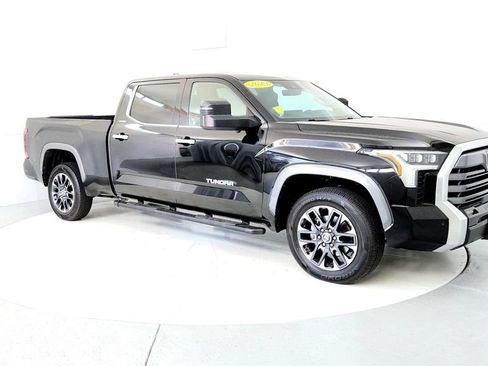 Used 2023 Toyota Tundra Limited AWD/4WD image 7