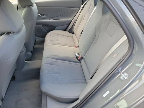 New 2026 Hyundai Elantra SE FWD image 25