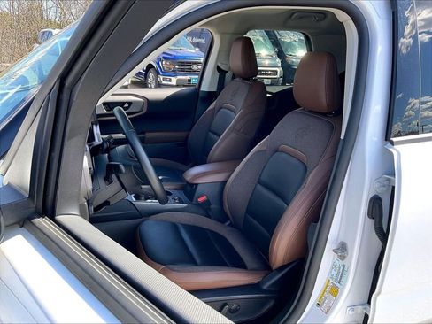 Used 2025 Ford Bronco Sport Outer Banks AWD/4WD image 9