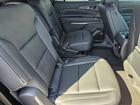 New 2026 Chevrolet Traverse LT w/ Enhanced Driving Package FWD image 12