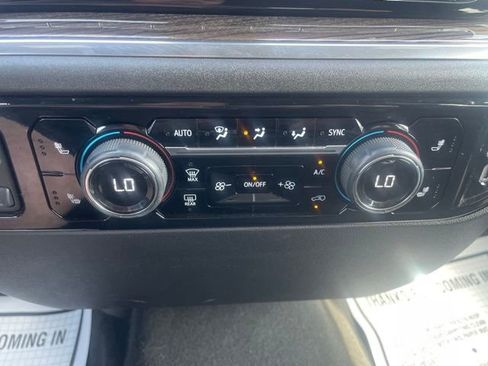 Used 2025 Chevrolet Silverado 1500 LT image 23