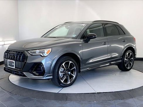 Used 2025 Audi Q3 2.0T Premium Plus w/ Premium Plus Package AWD/4WD image 2