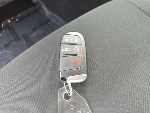 Certified 2022 Dodge Challenger GT image 27