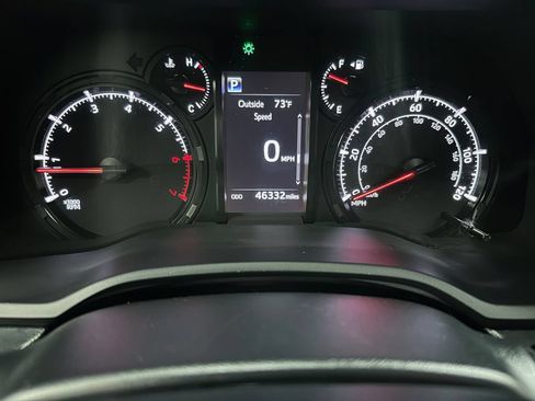 Used 2023 Toyota 4Runner SR5 Premium w/ Moonroof Package AWD/4WD image 25
