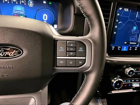 Used 2025 Ford F150 Lariat AWD/4WD image 27